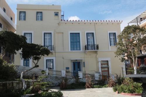 Aegli Hotel