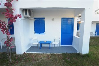 Lagada Beach Hotel