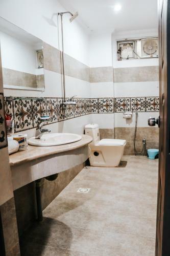 Hotel Crown Inn