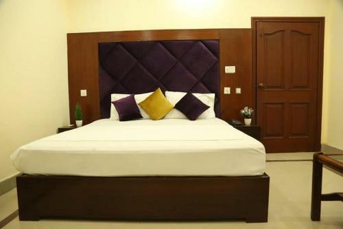 Hotel Pak Continental