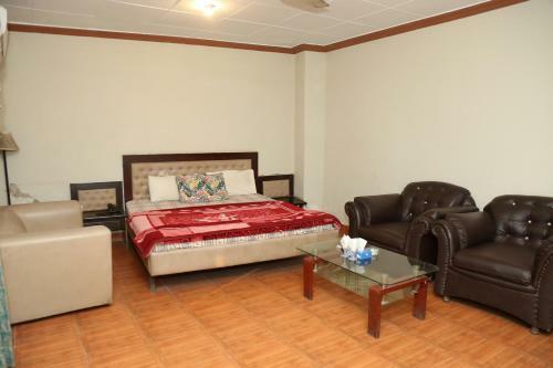 Hotels Multan