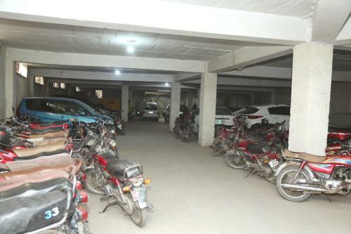 Hotels Multan
