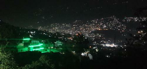 Bed & Breakfast Srinagar Homes