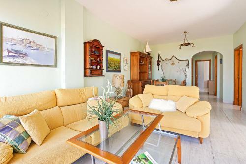 Fantastic First Beach Line 3-bed Apartment