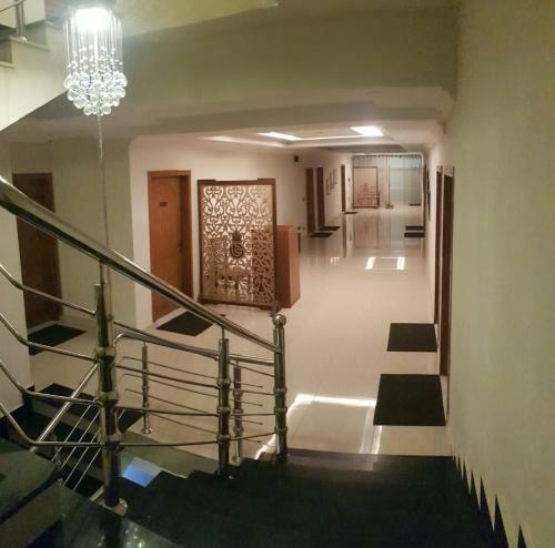 Grand Taj Hotel