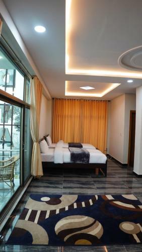 Grand Taj Hotel