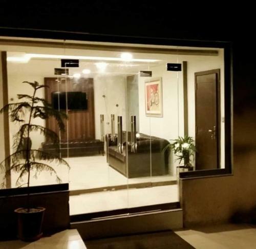 Cosy Knock Hotel