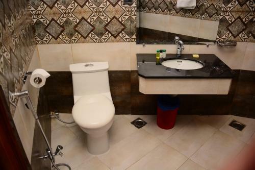 Hotel Move-n-pick Murree