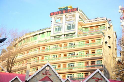 Hotel Move-n-pick Murree