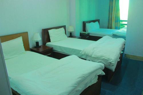 Hostal Alvadi Hotel