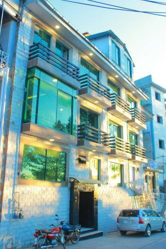 Hostal Alvadi Hotel