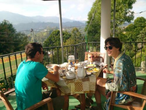 Hostal Mountain Top Guest