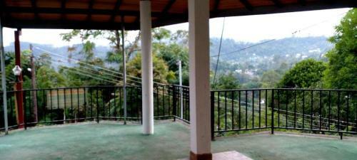 Hostal Mountain Top Guest