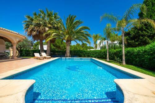 Charming 3-bed Villa In Denia First Beach Line