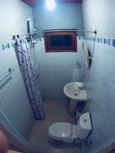 Lark Nest Hotel