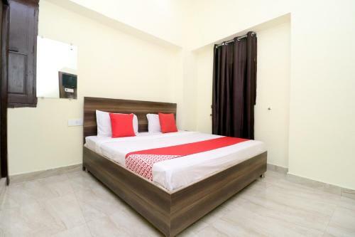 Hotel Oyo 38404 Arora Classic Guest House