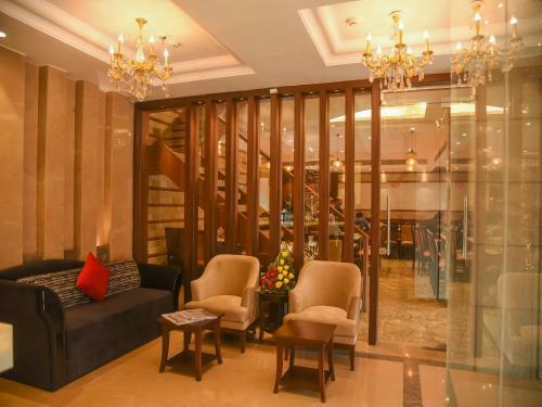 Hotel Bharawan Clarks Inn Express