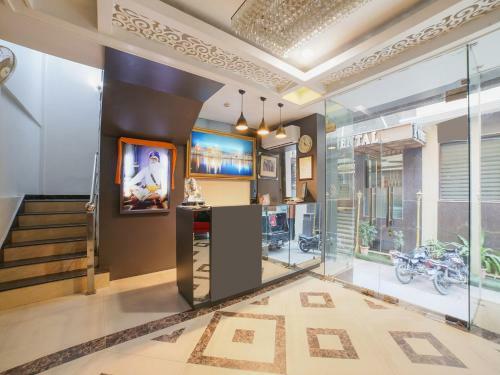Oyo Townhouse 615 Hotel Pearl Inn