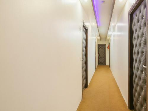 Oyo Townhouse 615 Hotel Pearl Inn