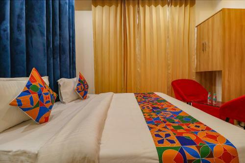 Fabhotel Diamond Villa