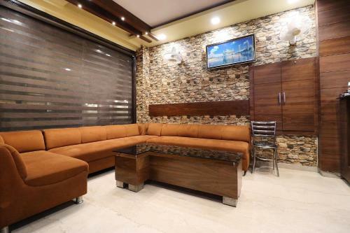 Fabhotel Rv