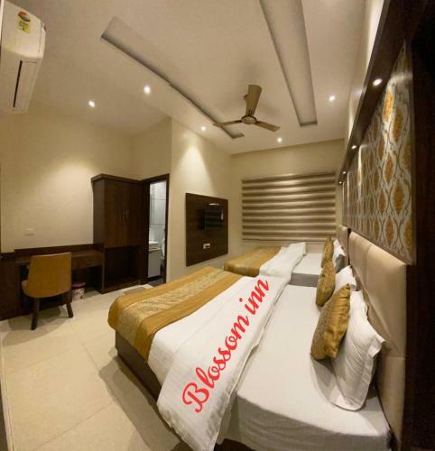 Hotel Blossom Inn