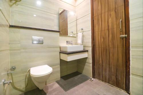 Fabhotel Prime Welcome Inn2