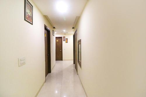 Fabhotel Prime Welcome Inn2