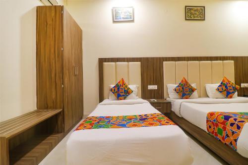 Fabhotel Prime Welcome Inn2