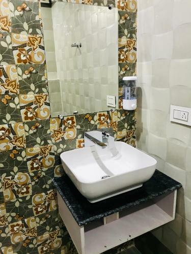Hotel Kabir Residency