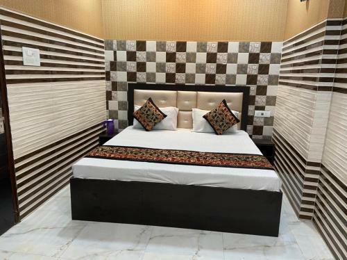 Hotel Nv Residency