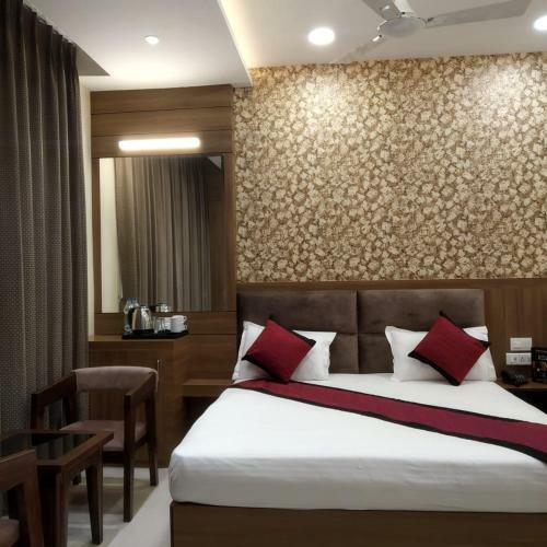 Hotel S.s Royal