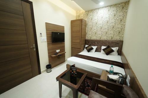 Hotel S.s Royal