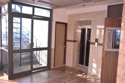 Bed & Breakfast Laser Tower Home Stay