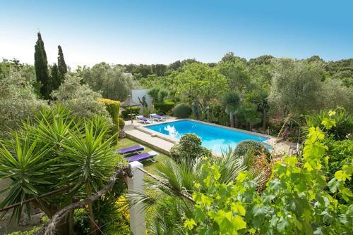 Villa Can Camarroja