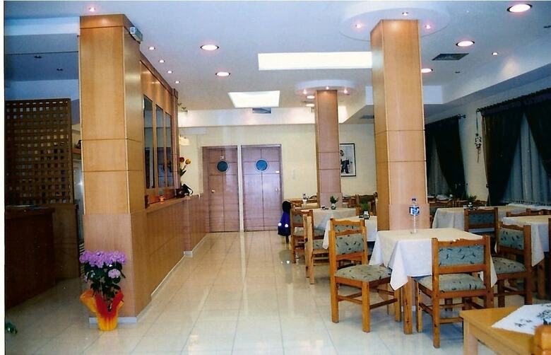 Hotel Pyrassos
