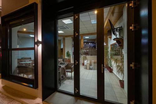 Hotel Dimokritos