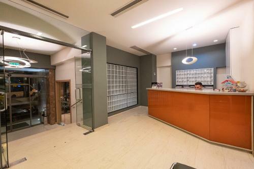 Hotel Dimokritos