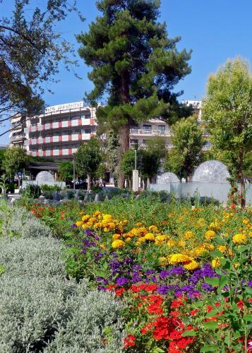 Hotel Dimokritos