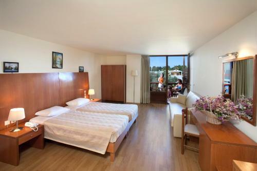 Golden Odyssey Hotel