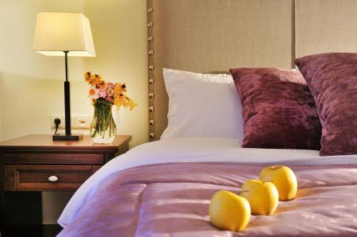 Hostal Guesthouse Rousis