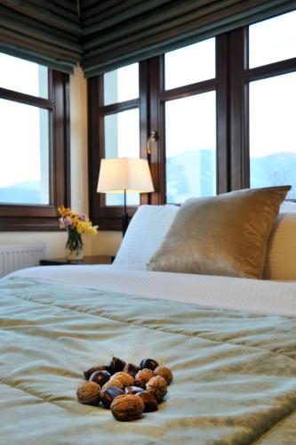 Hostal Guesthouse Rousis