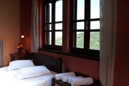 Hostal Haravgi