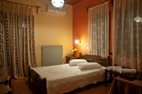Hostal Haravgi