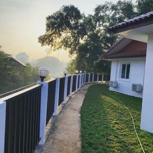 Hostal River View Villas