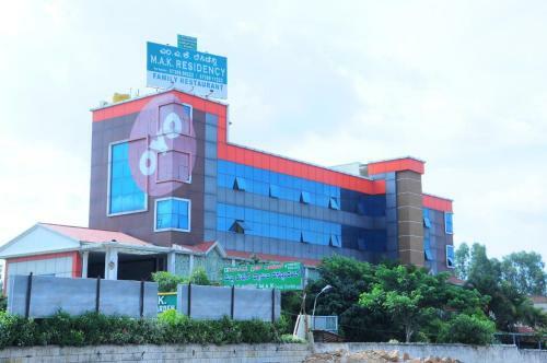 Hotel Mak Residency