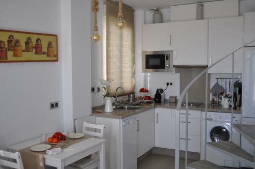 Apartamentos En Paseo Maritimo