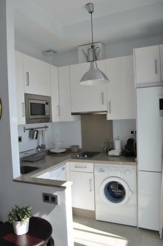 Apartamentos En Paseo Maritimo