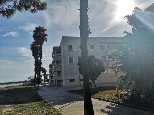 Apartamento Piso Grande Con Parking En El Edificio, Rio San Pedro, Cadiz