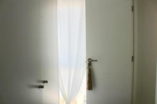Sea View Apartment In El M�dano With Private Parking Space
